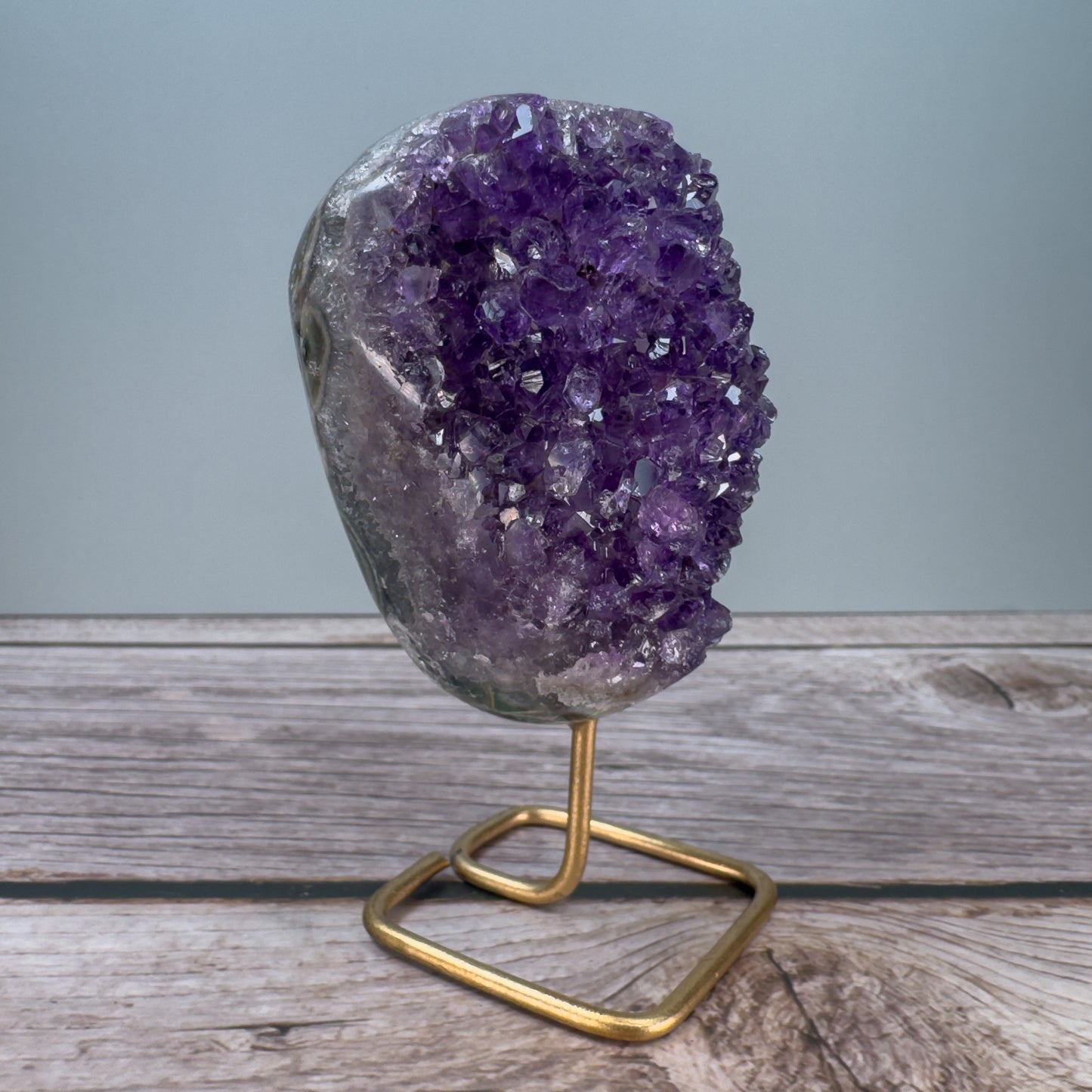 Amethyst On Stand – 800003 (3)