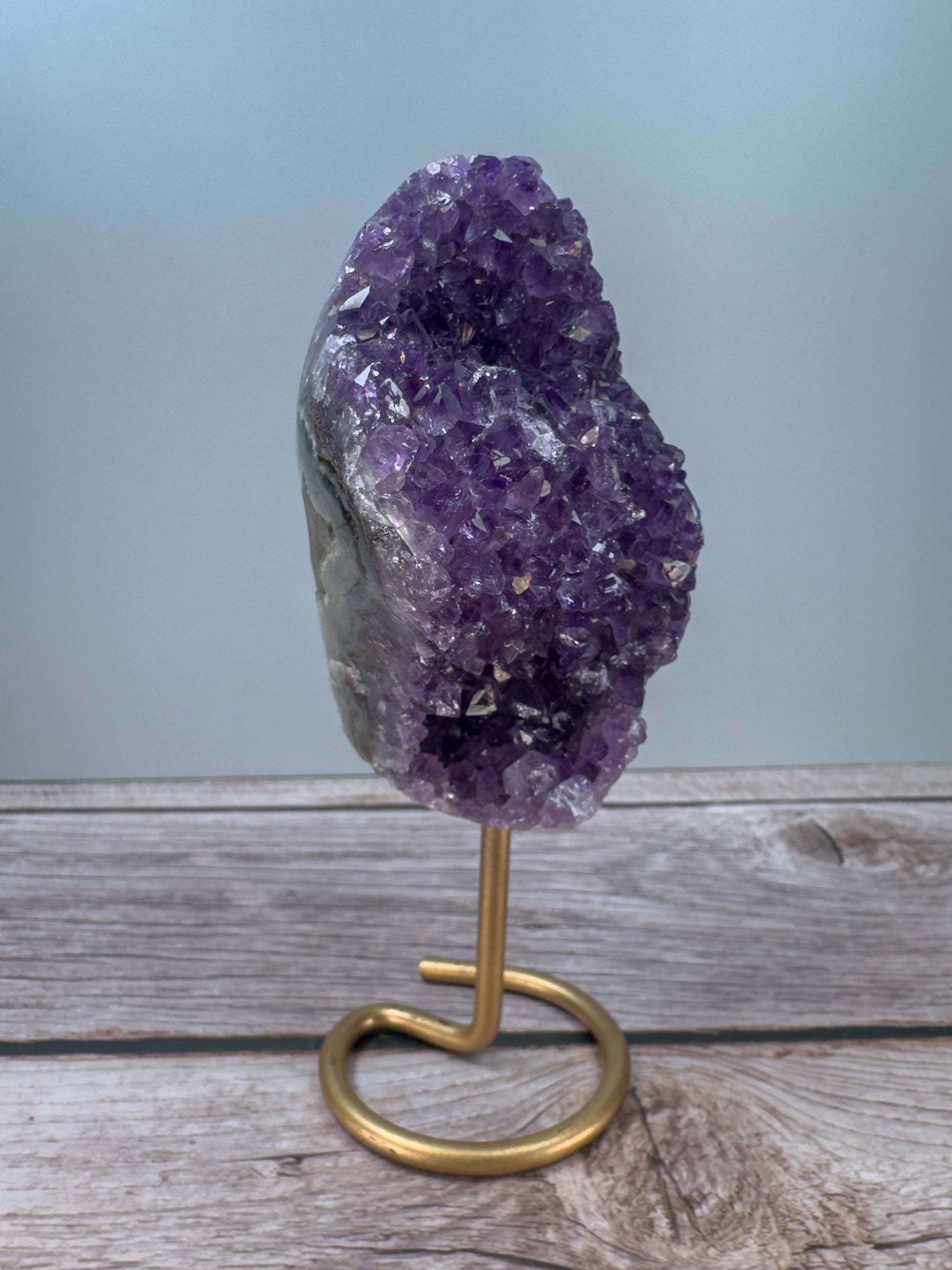 Amethyst On Stand – 800006 (3)