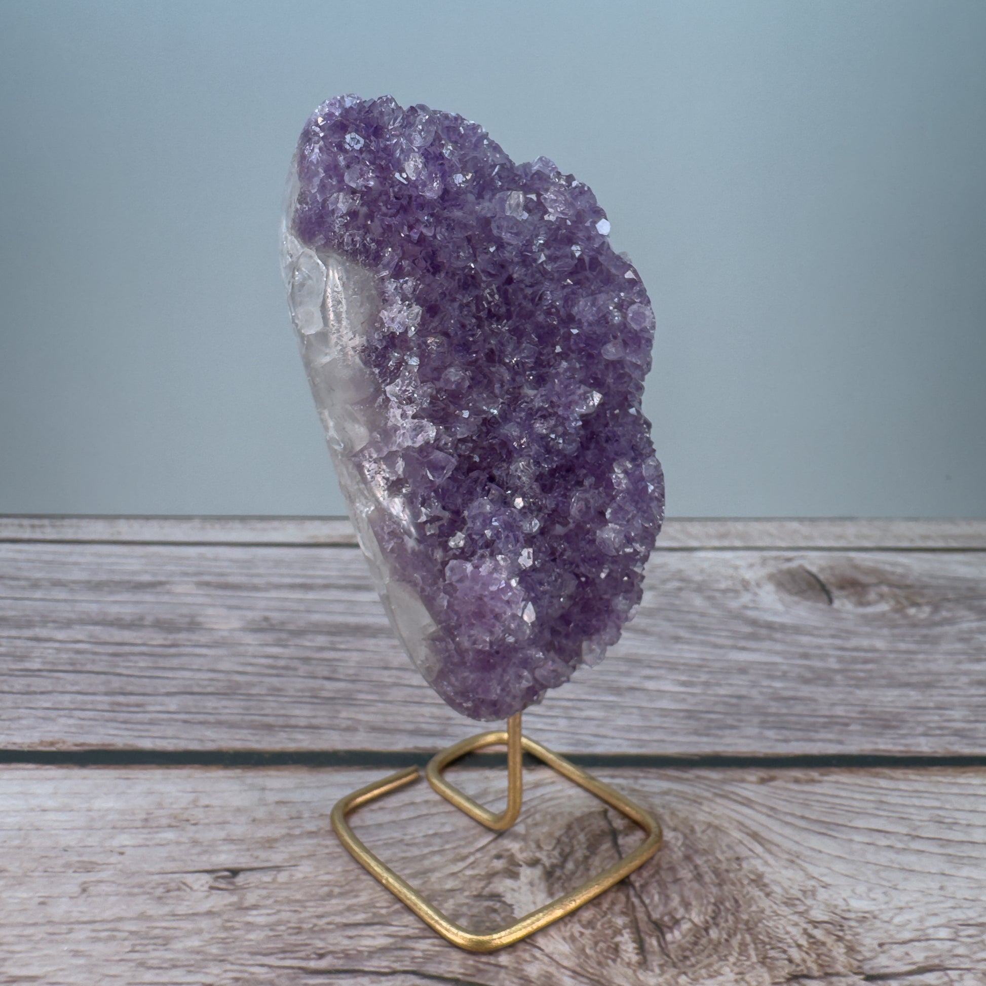 Amethyst On Stand – 800011 (3)
