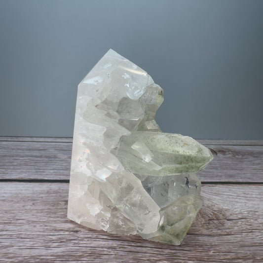 Clear Quartz Tower – 800022