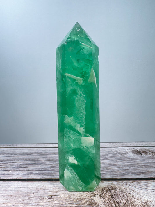 Green Fluorite Tower – 800066