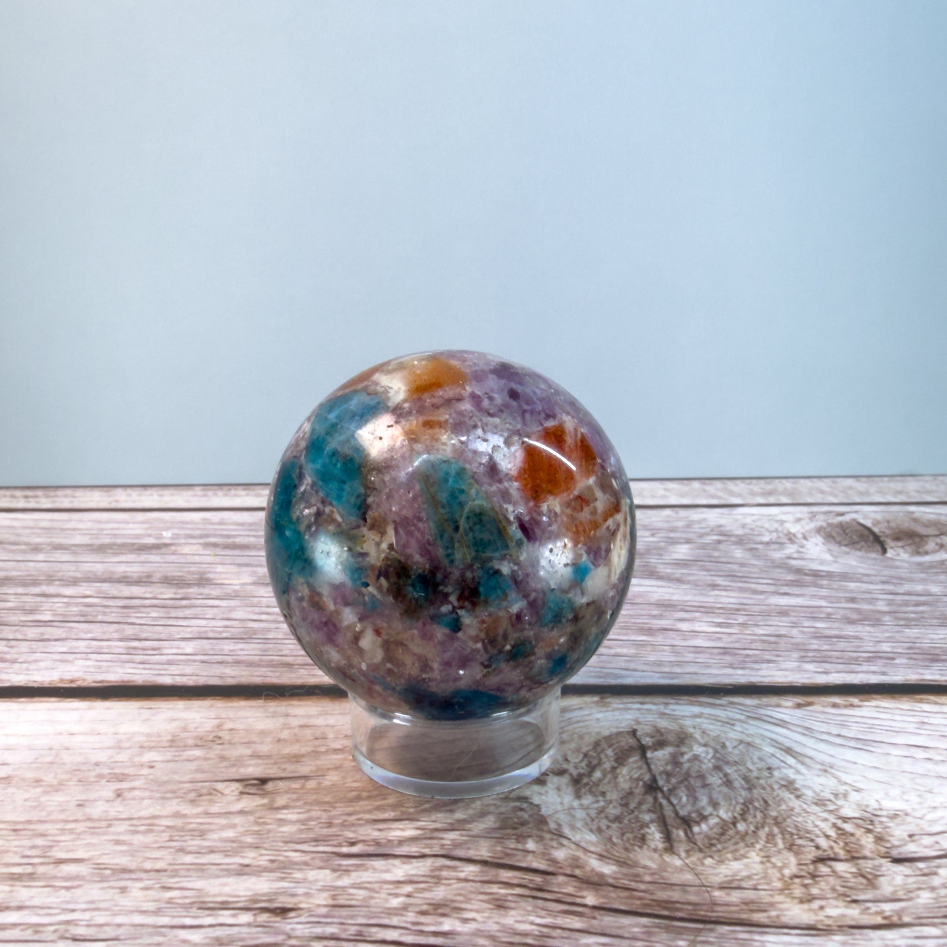Apatite Sphere – 800077 (3)