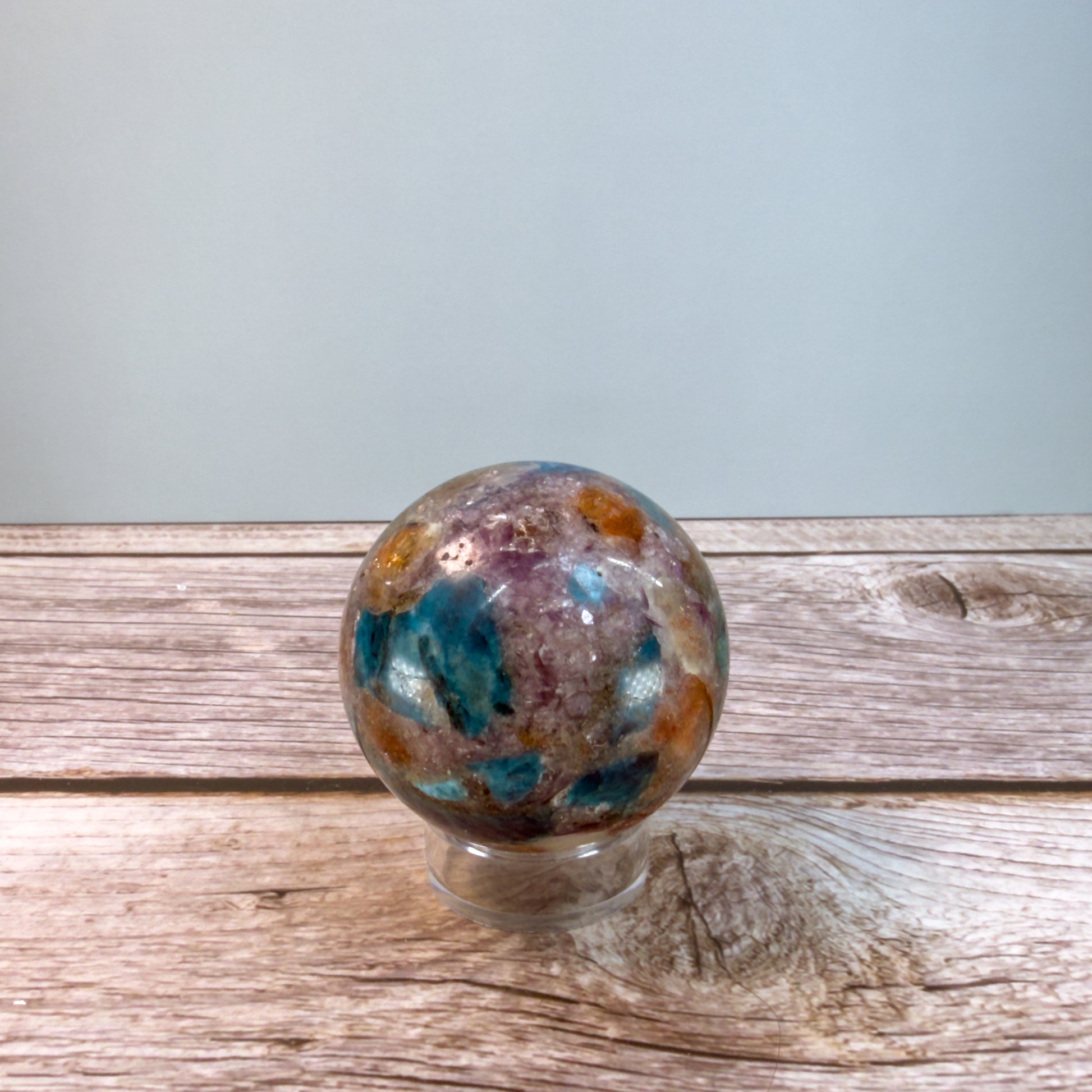 Apatite Sphere – 800079 (3)