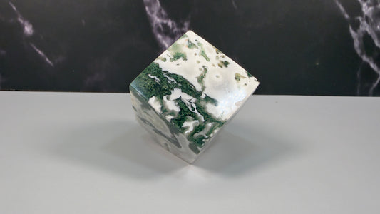 Moss Agate (Green with White) Carving