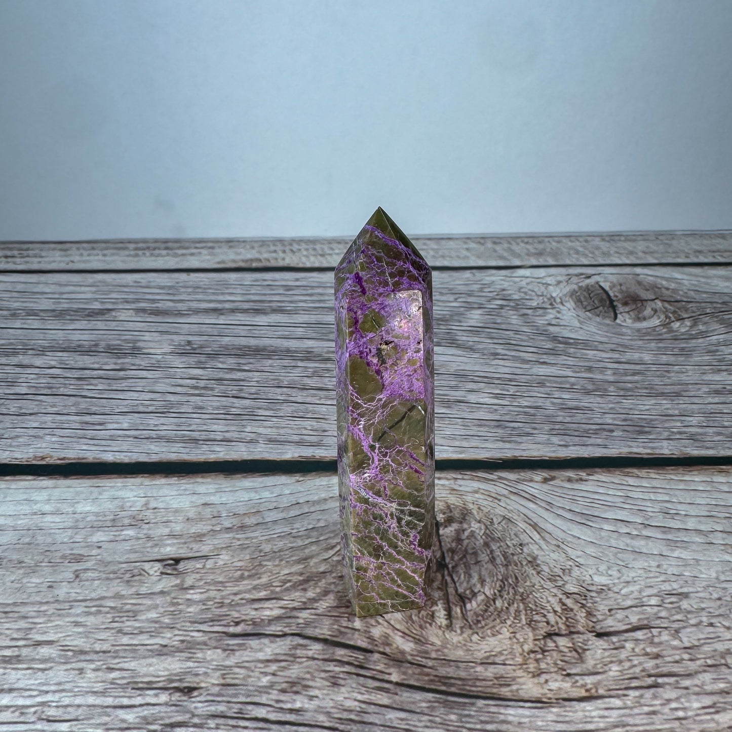 Stichtite Tower – STI-TOW-0024