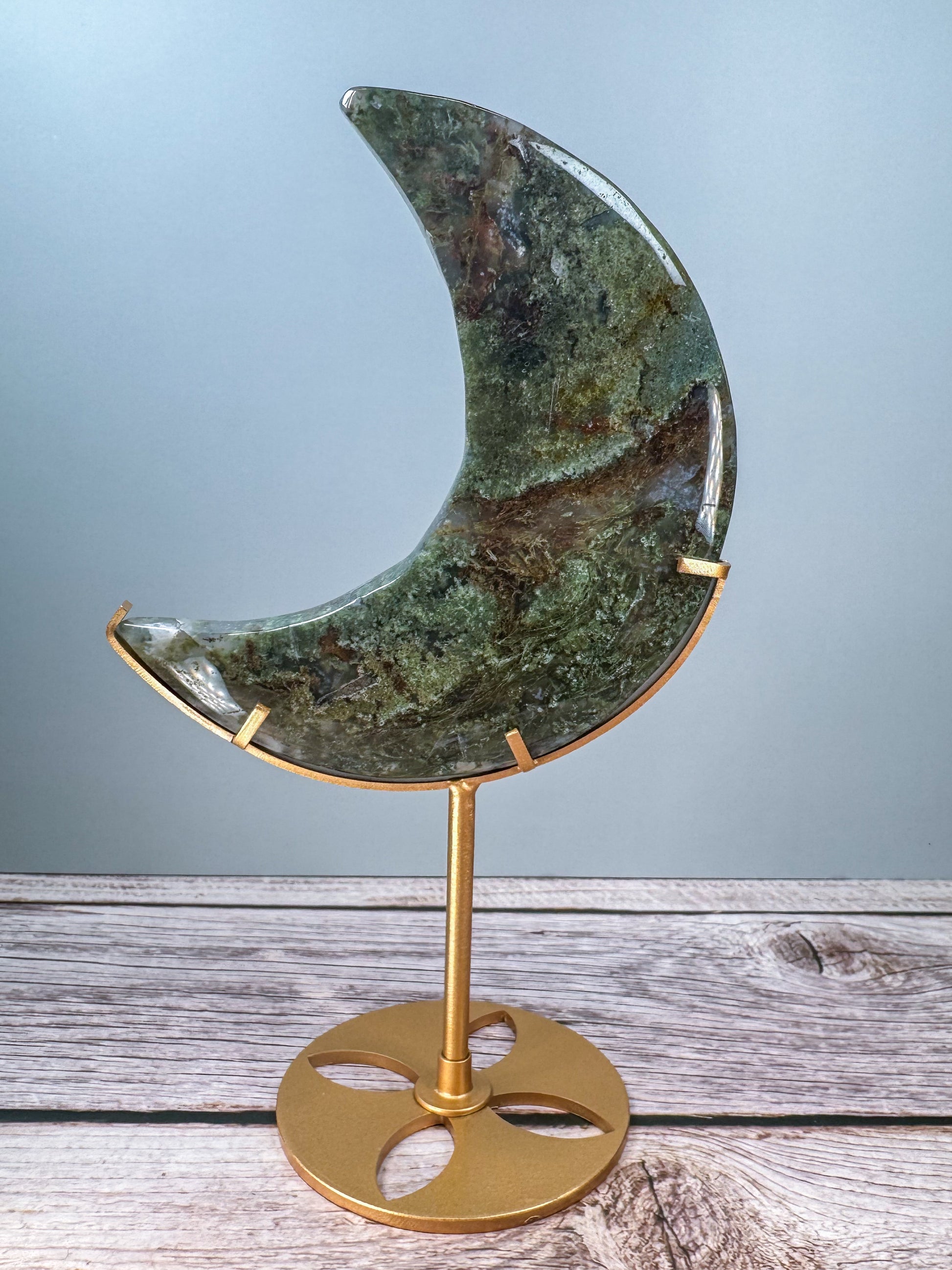 Agate (Moss) On Stand – 100002 (2)