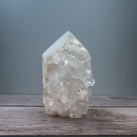 Clear Quartz Tower – 800023