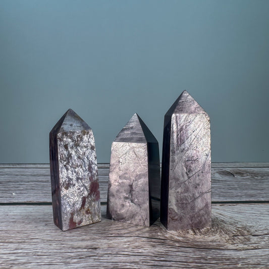 Lepidolite Tower – 800055