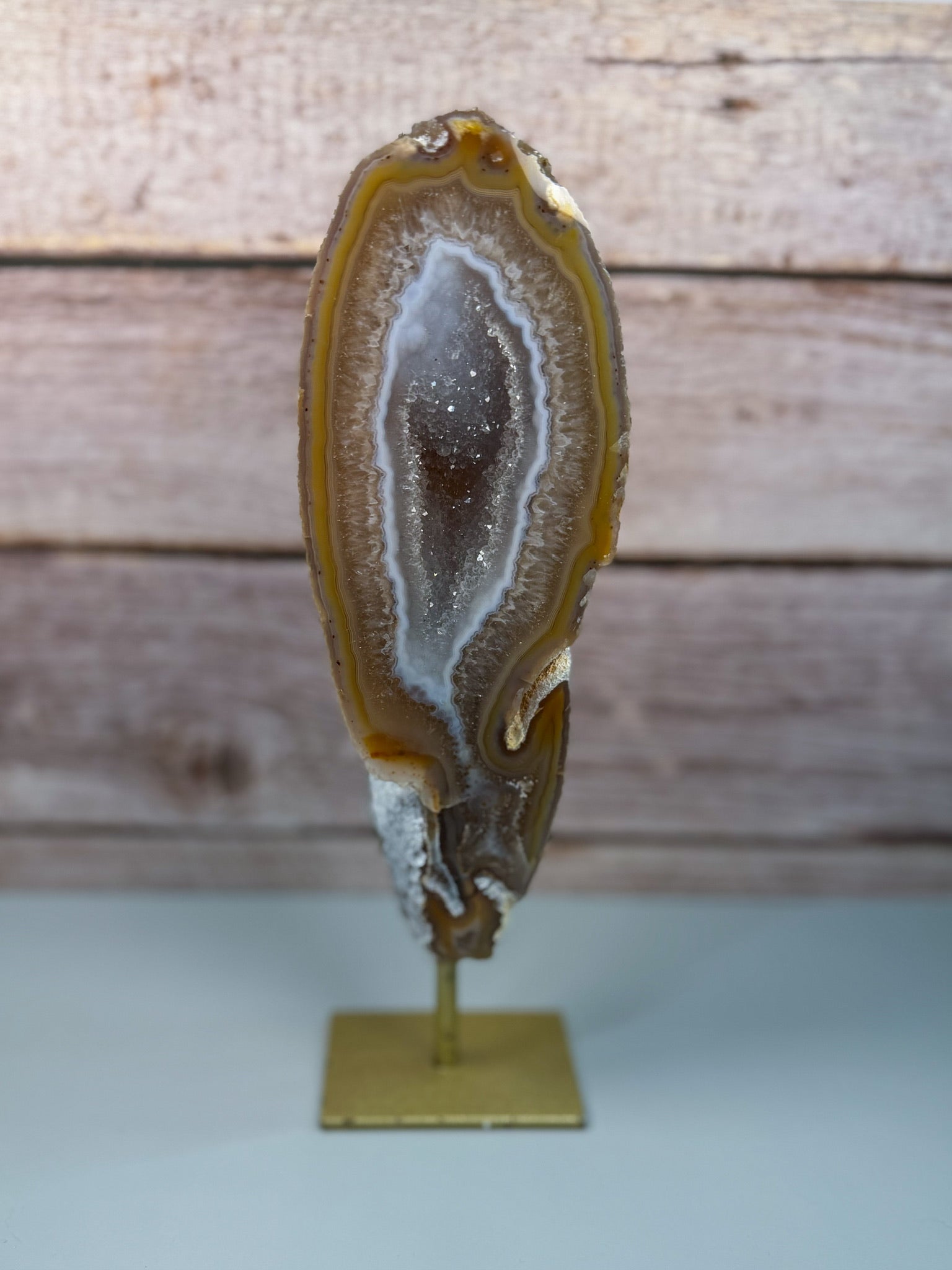 Druzy Agate On Stand – 500014