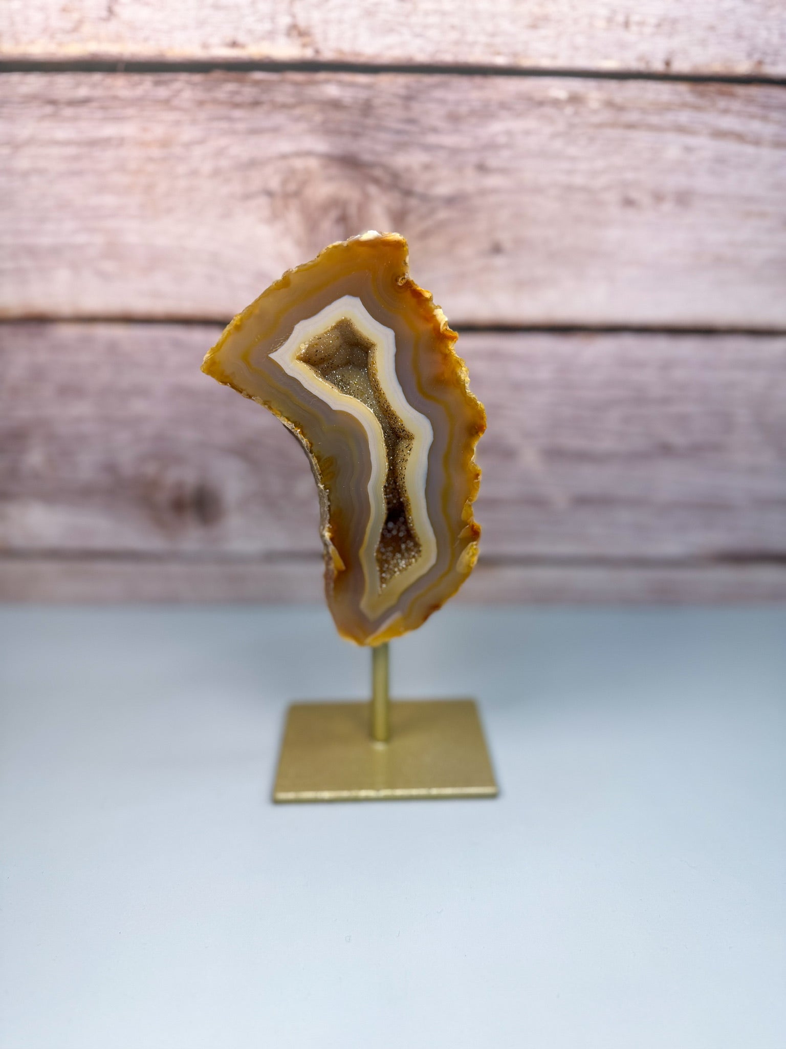 Druzy Agate On Stand – 500015