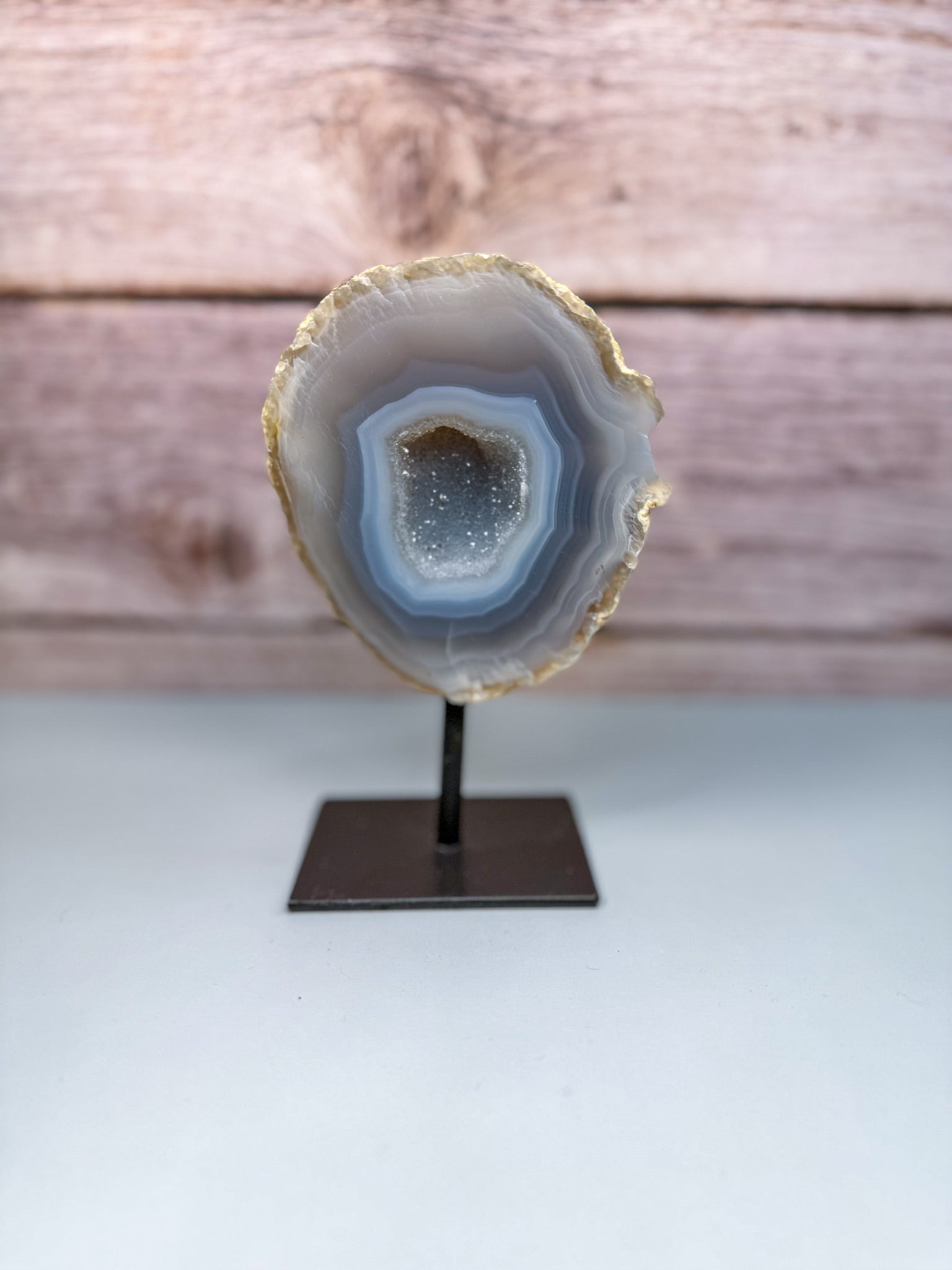 Druzy Agate On Stand – 500017