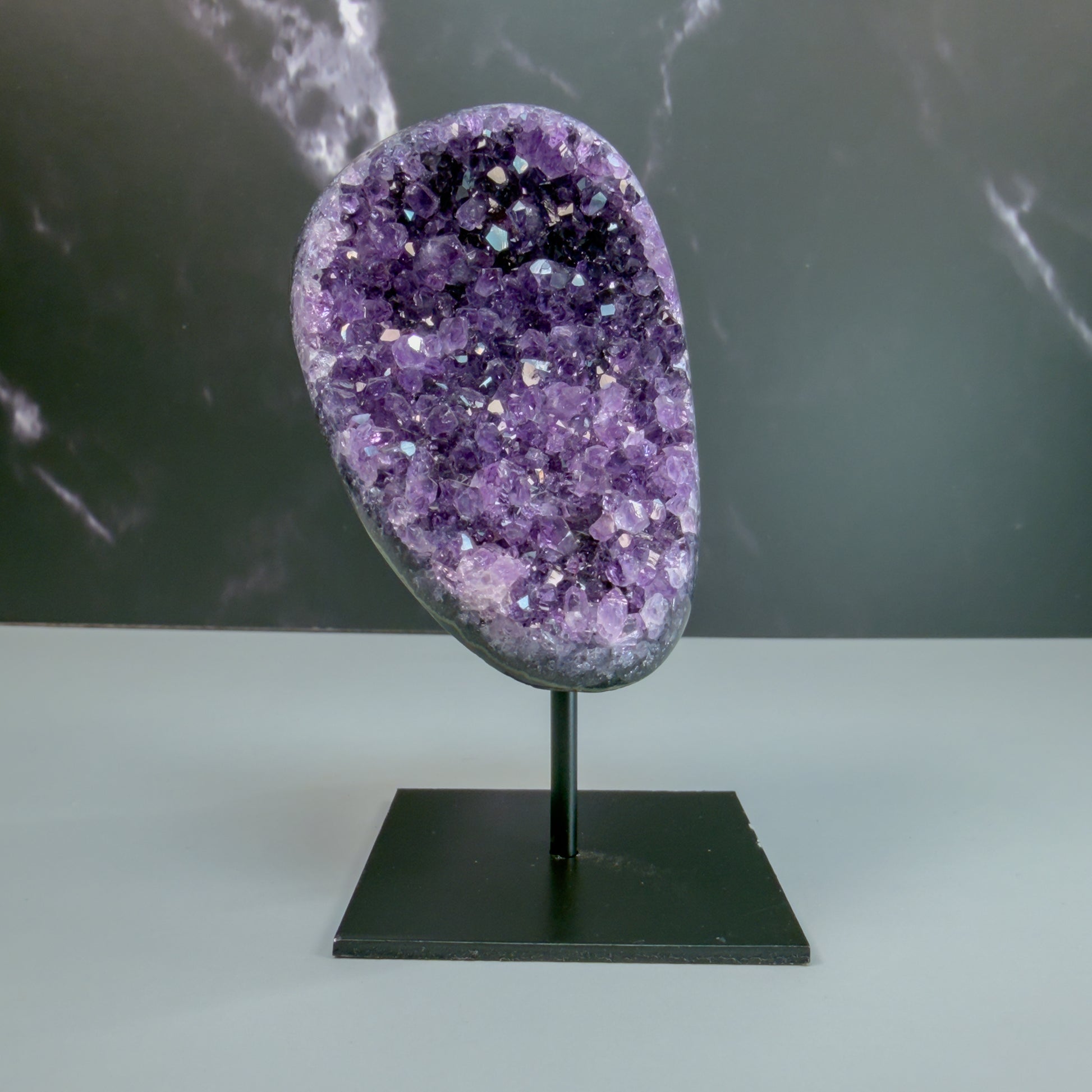 Amethyst On Stand – 100134