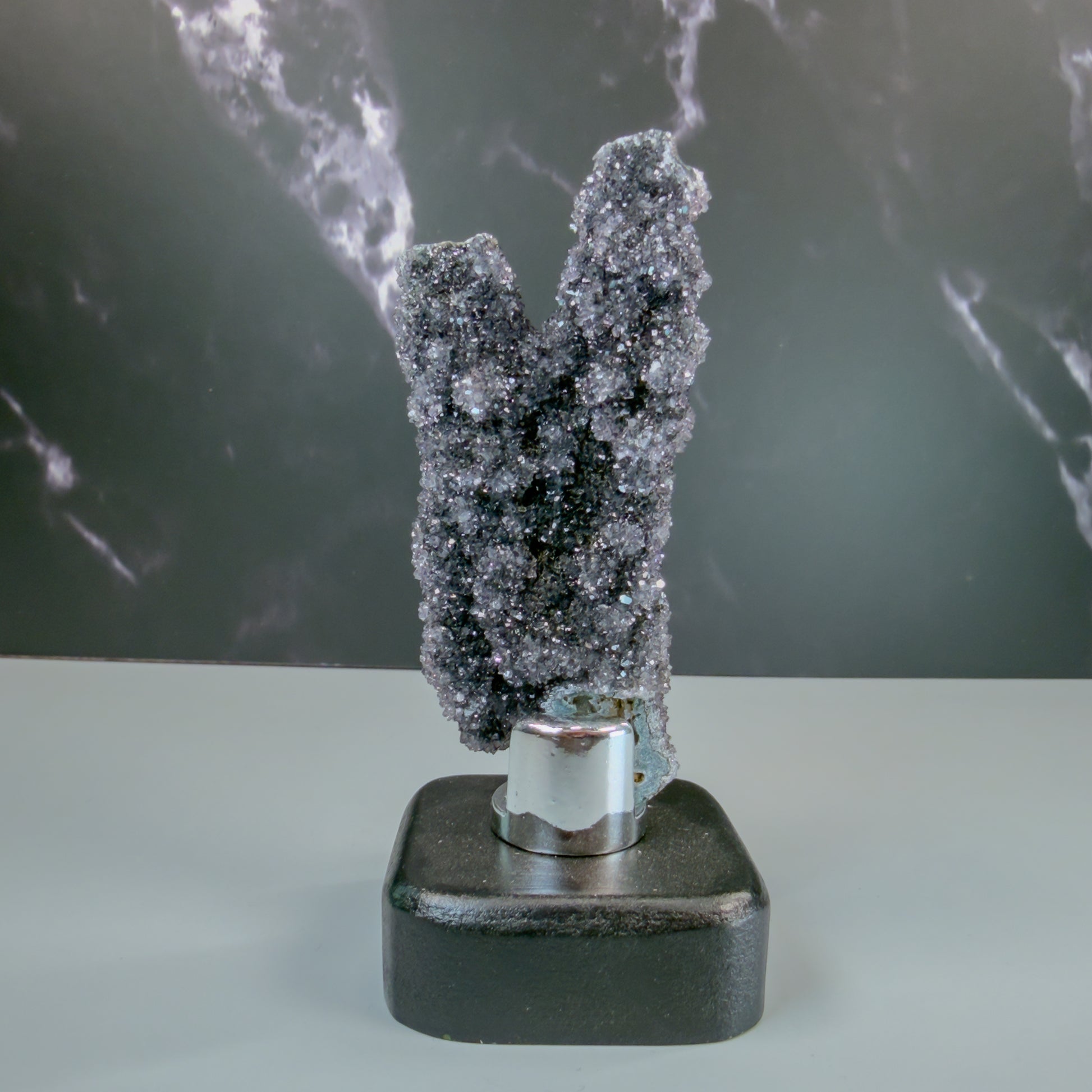 Amethyst On Stand – 100138