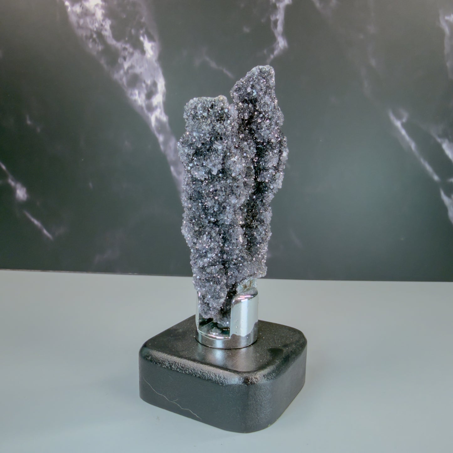 Amethyst On Stand – 100138 (2)