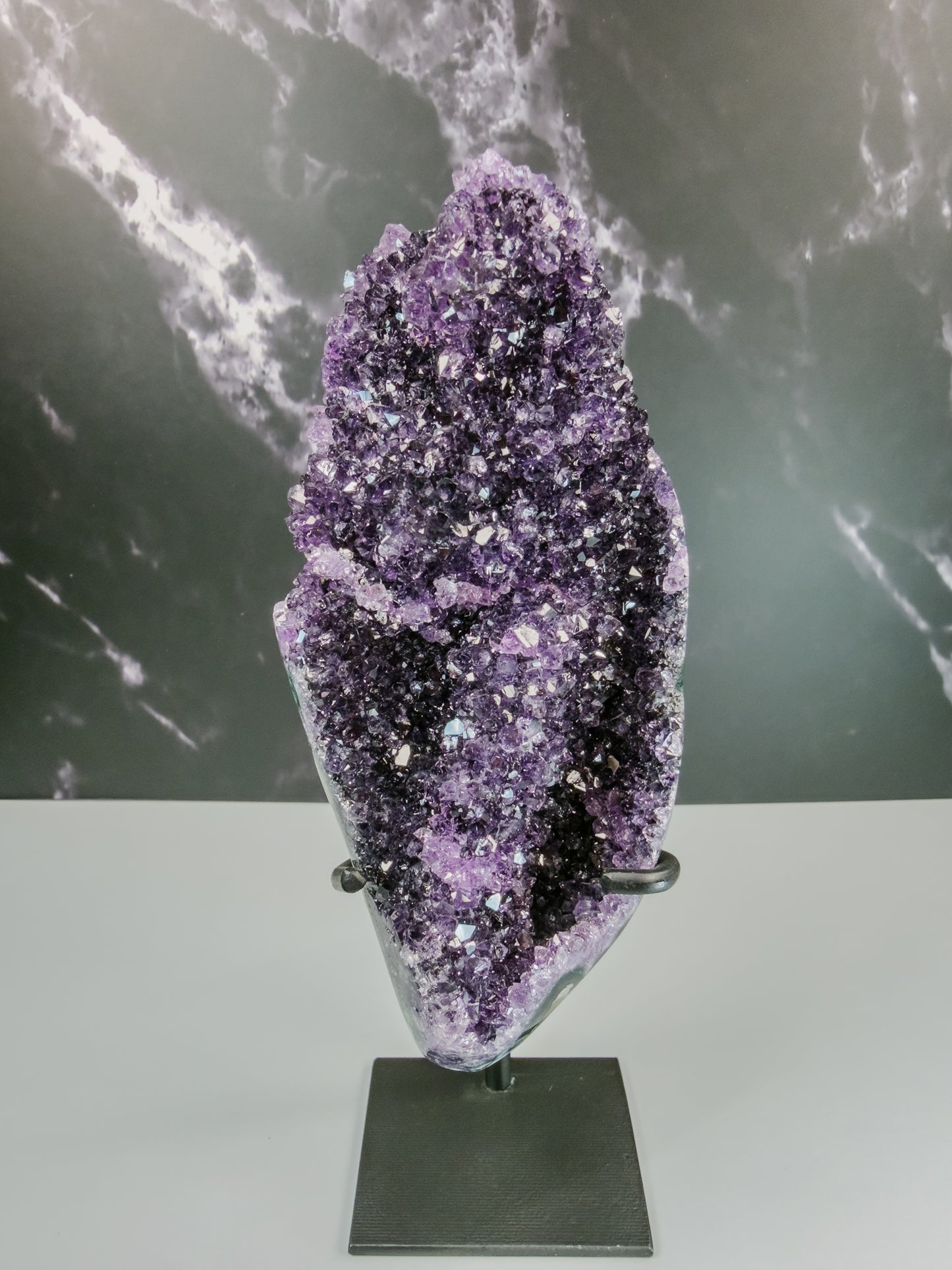 Amethyst On Stand – 100142