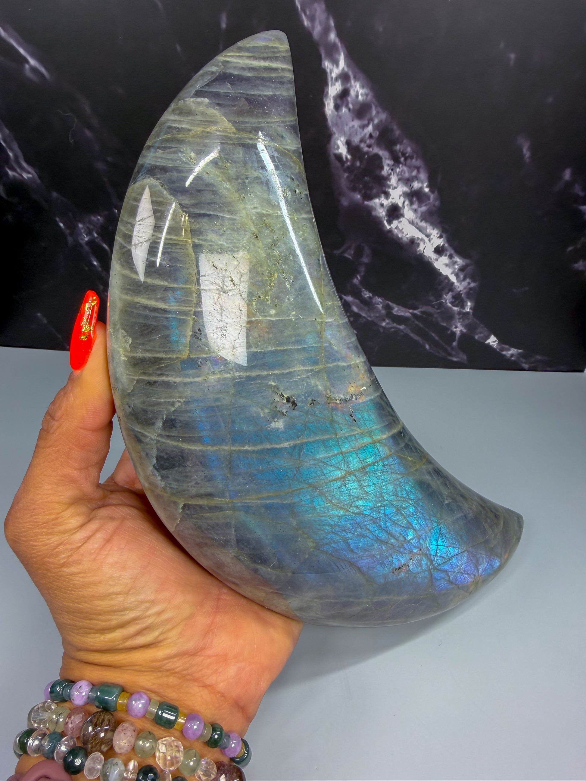 XL Labradorite Moon Carving – 100267 (2)