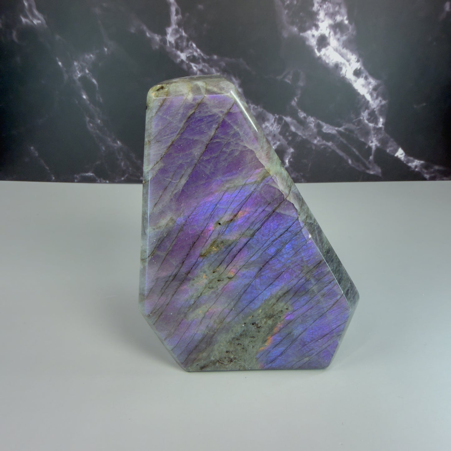 Labradorite Moon Carving – 100282 (2)